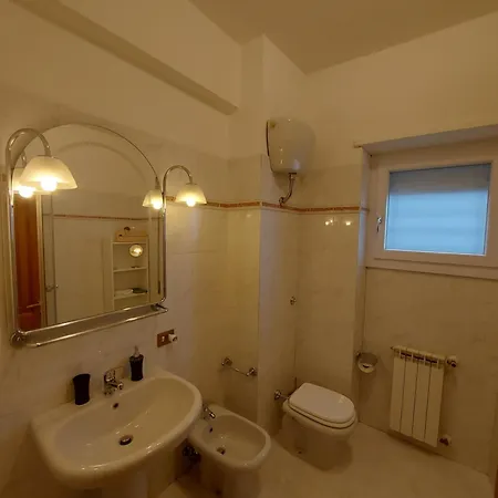 Vatican Pittore House