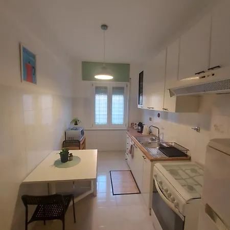 Vatican Pittore House Daire *